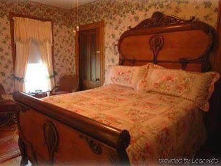 The Lion And The Rose Bed & Breakfast Whitefield Quarto foto